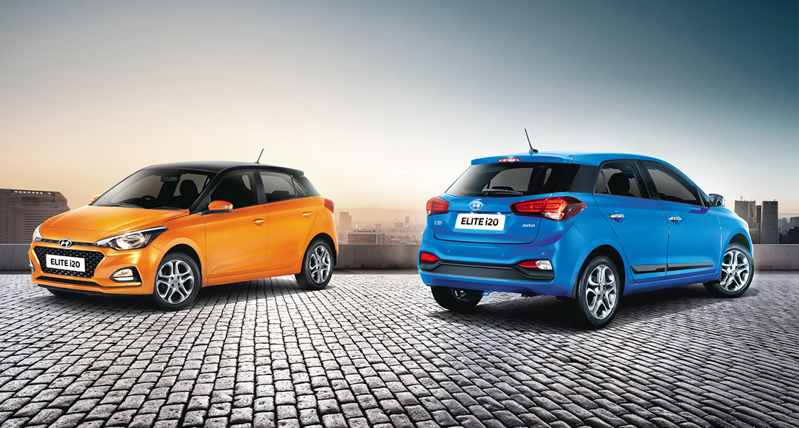 Rear view of red Elite i20
