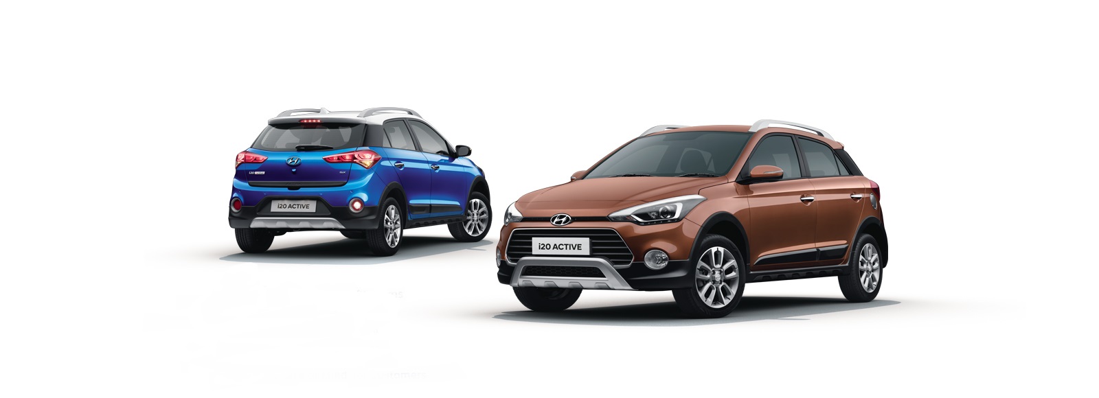 Side front view of red I20-active