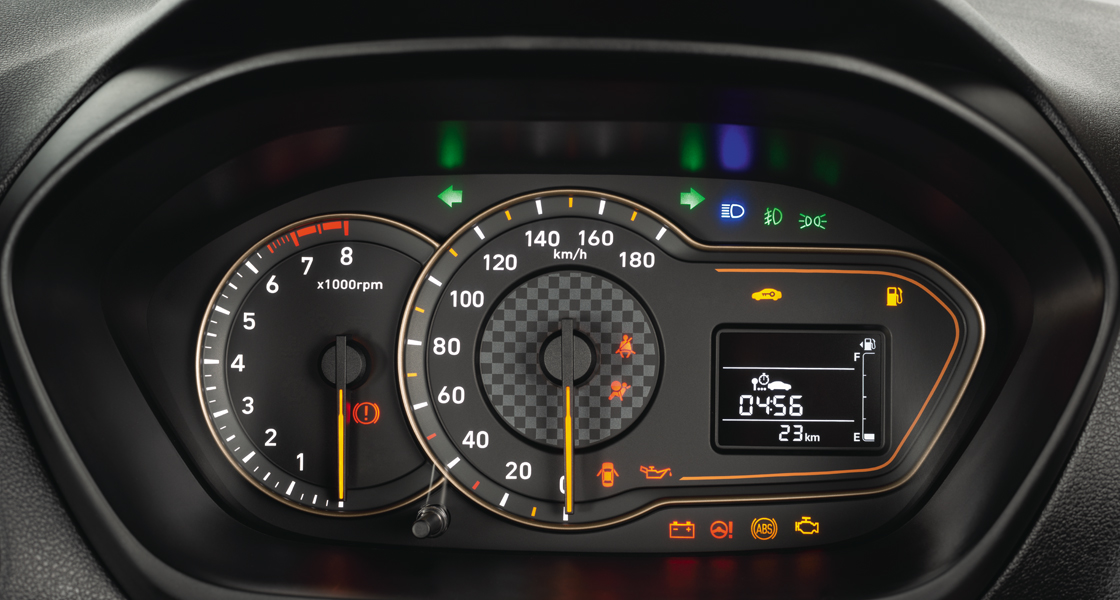 Sound wave graphics illustrated around the Creta