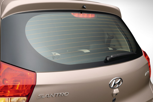 Fully Automatic Temperature Control buttons on center fascia