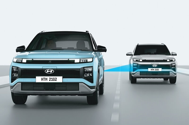 Rear parking assist system screen on center fascia