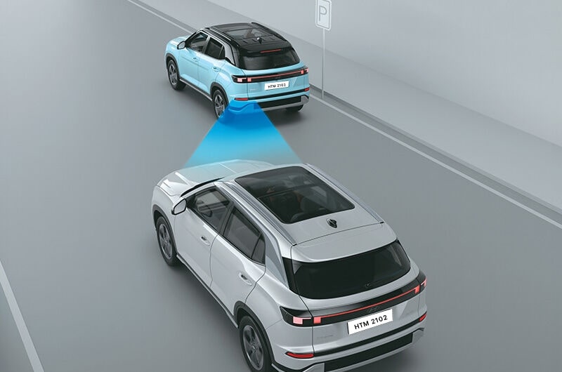 Rear parking assist system screen on center fascia