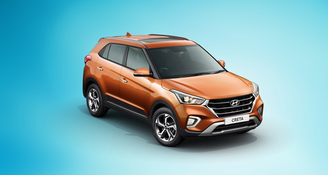 Right side front view of white Creta